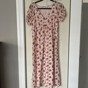 Tie-Sleeve Ruffle-Waist Midi Dress in Countryside Blooms - size 6